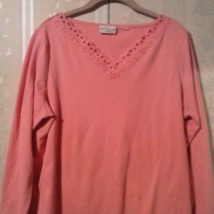 WHITE STAG WOMEN'S PINK SCALLOPED V-NECK TOP